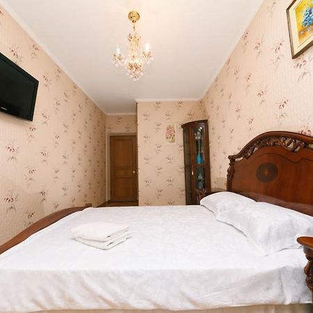 Apartment On Volodymirska 73 Street 키예프 외부 사진